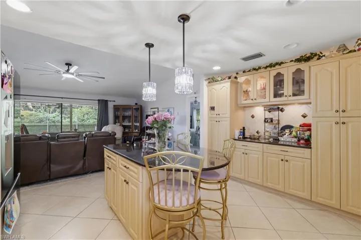 4448 Beechwood Lake Dr, Naples, Florida 34112