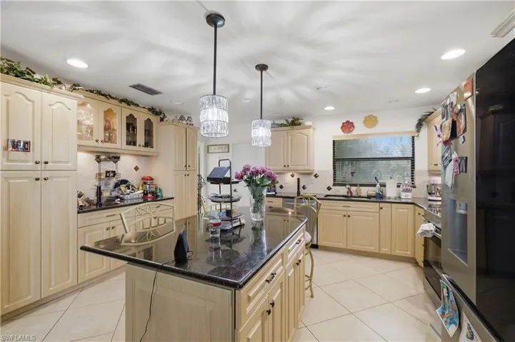 4448 Beechwood Lake Dr, Naples, Florida 34112