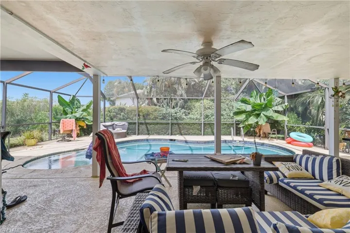4448 Beechwood Lake Dr, Naples, Florida 34112