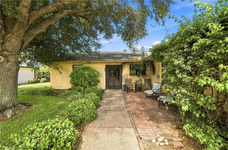 4448 Beechwood Lake Dr, Naples, Florida 34112