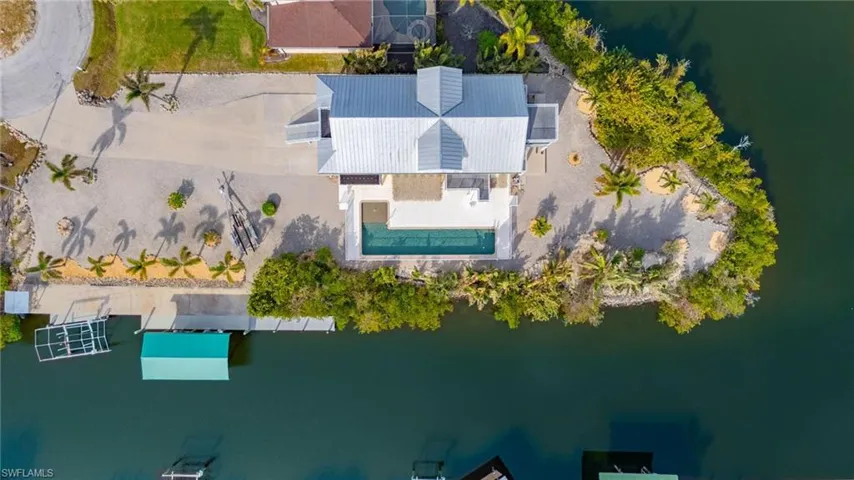 Large oversized lot.