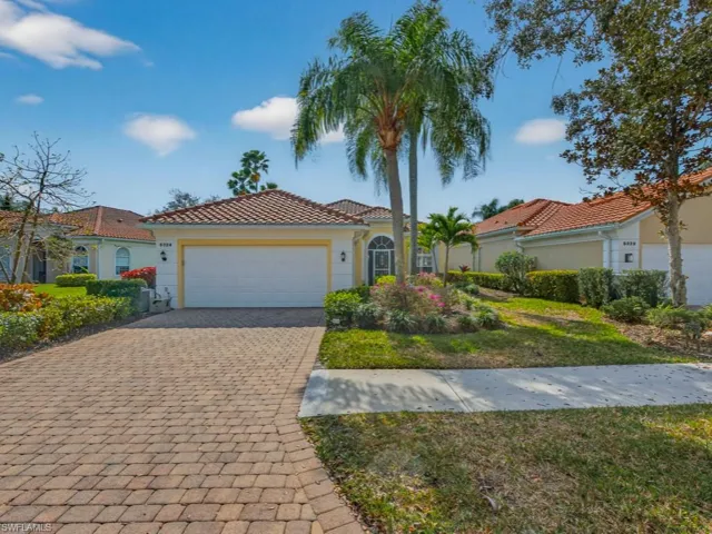 5324  Hawkesbury  WAY, Naples, FL 34119