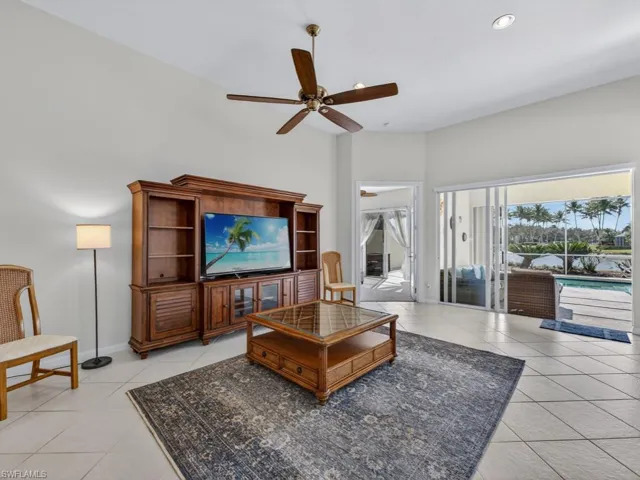 5324  Hawkesbury  WAY, Naples, FL 34119