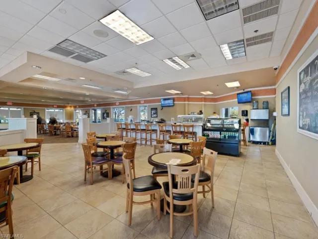 5324  Hawkesbury  WAY, Naples, FL 34119