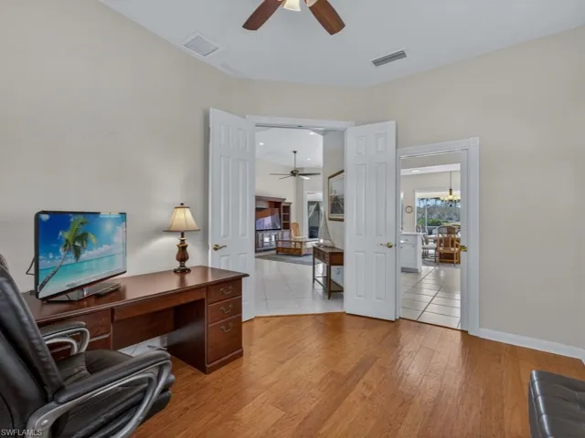 5324  Hawkesbury  WAY, Naples, FL 34119