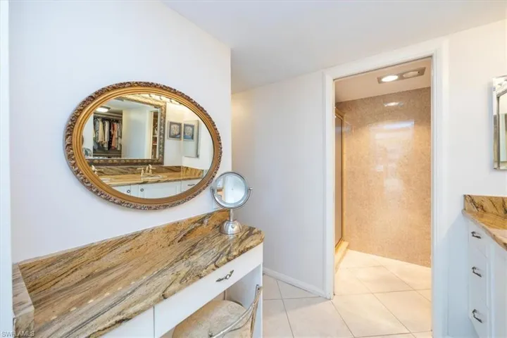 4005  Gulf Shore N BLVD, Naples, FL 34103