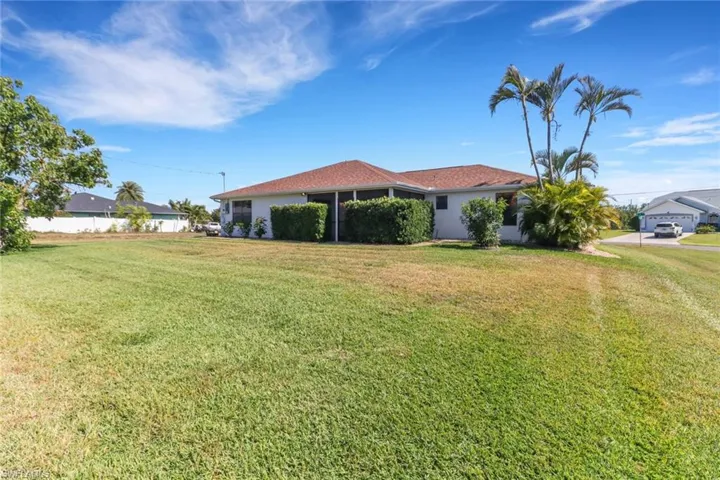 1201 NE 3rd  ST, Cape Coral, FL 33909