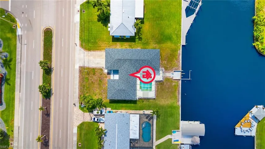 1005 Lucerne Pkwy, Cape Coral Fl 33904