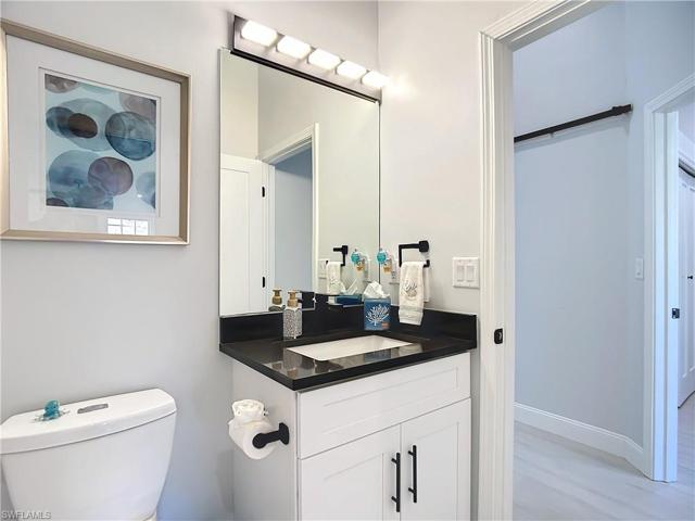 5610  Sherborn  DR, Naples, FL 34110