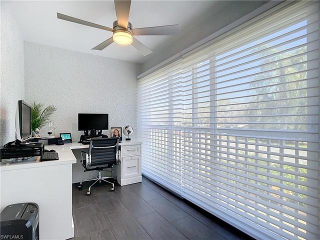 5610  Sherborn  DR, Naples, FL 34110