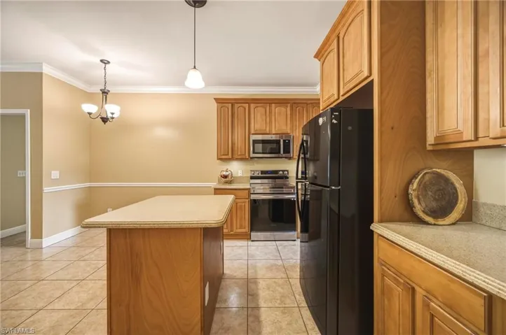 3512 Sw 17th Pl, Cape Coral, Florida 33914