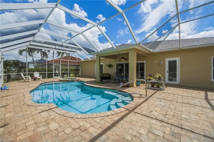 3512 Sw 17th Pl, Cape Coral, Florida 33914
