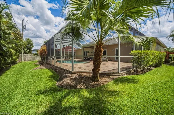 3512 Sw 17th Pl, Cape Coral, Florida 33914