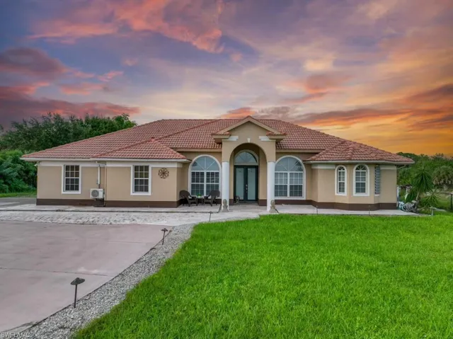 3863 41st Ave Ne, Naples Fl 34120