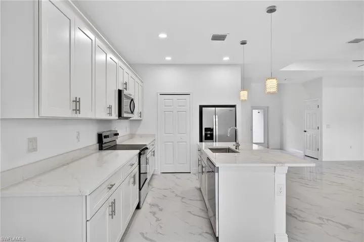 810 Jackson Ave, Lehigh Acres, Florida 33972