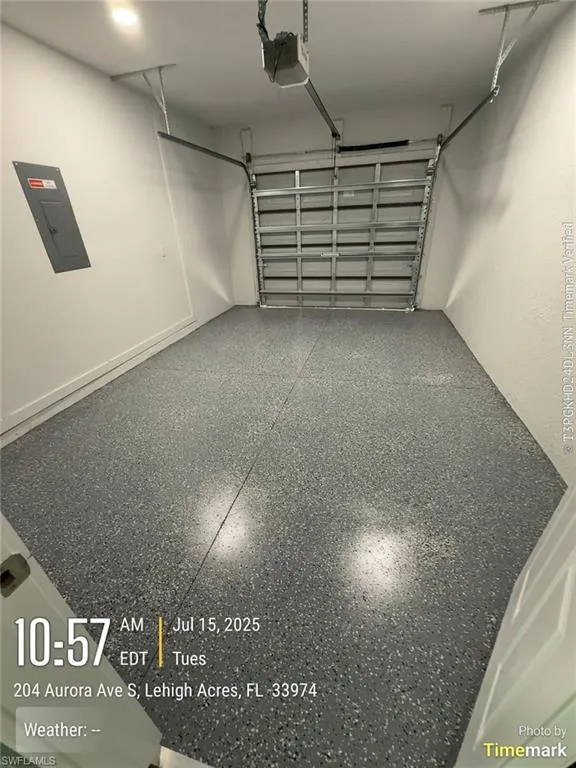 204 Aurora AVE, Lehigh Acres, FL 33974,2025000434