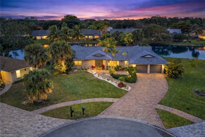 2341 Mayfield Ct 8, Naples, Florida 34105