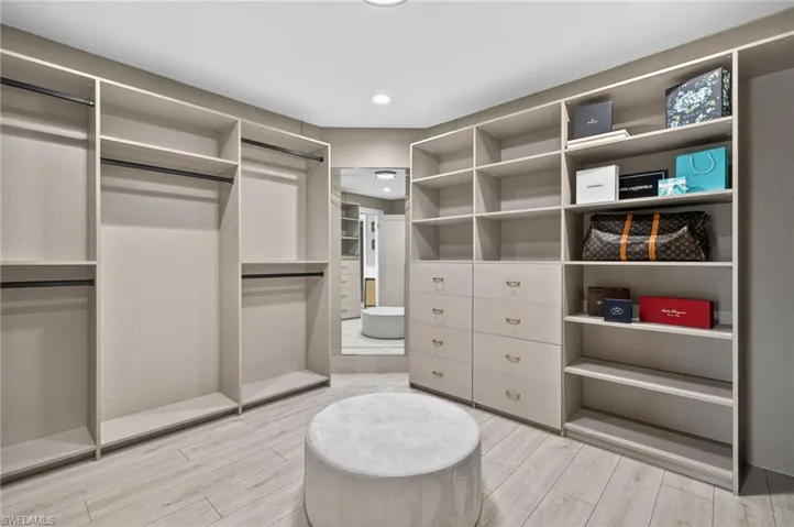 2341 Mayfield Ct 8, Naples, Florida 34105