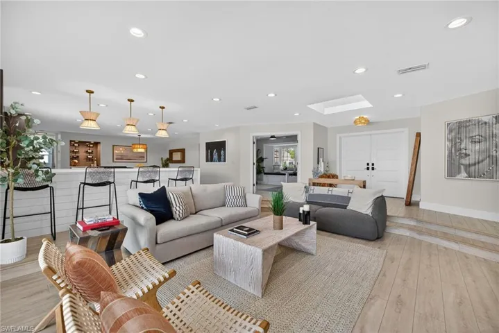 2341 Mayfield Ct 8, Naples, Florida 34105
