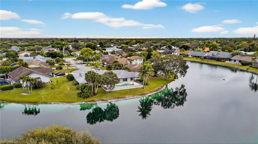 2341 Mayfield Ct 8, Naples, Florida 34105