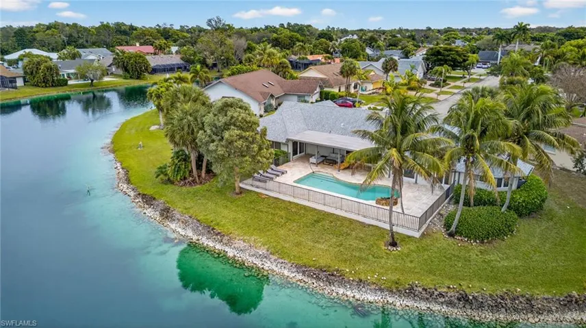 2341 Mayfield Ct 8, Naples, Florida 34105