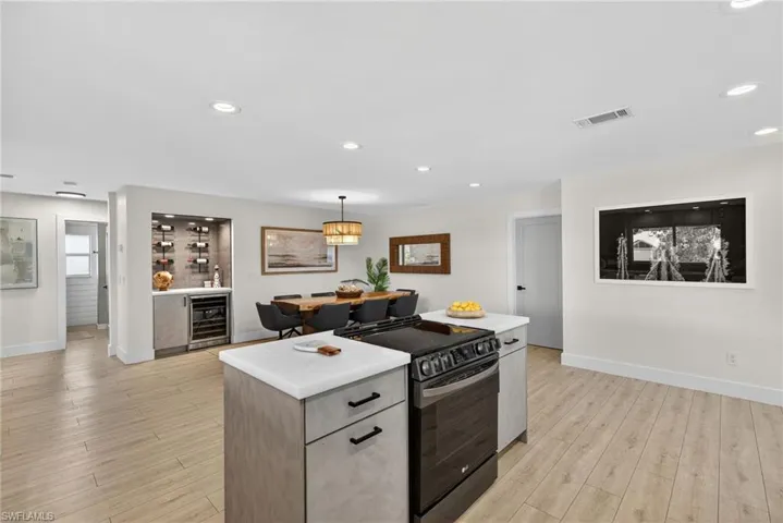 2341 Mayfield Ct 8, Naples, Florida 34105