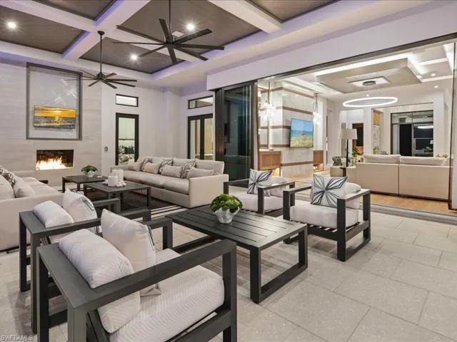 6446 Daniels Rd, Naples, Florida 34109