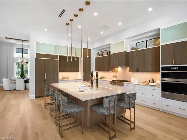 6446 Daniels Rd, Naples, Florida 34109
