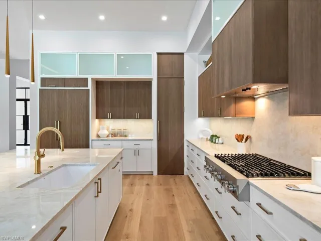 6446 Daniels Rd, Naples, Florida 34109