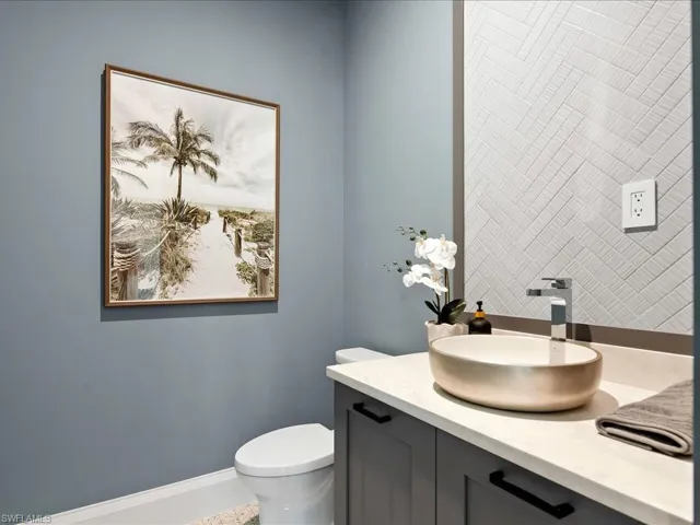 6446 Daniels Rd, Naples, Florida 34109