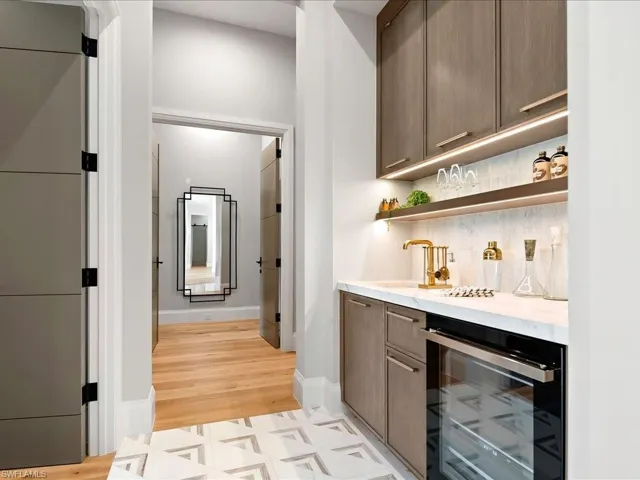 6446 Daniels Rd, Naples, Florida 34109