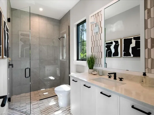 6446 Daniels Rd, Naples, Florida 34109