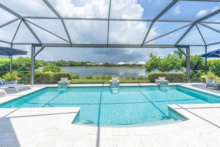 Located in the middle of the lake for wide water views and it is quiet because it is not at the end of the cul de sac, where there is residual road noise over the water from Thomason Drive.