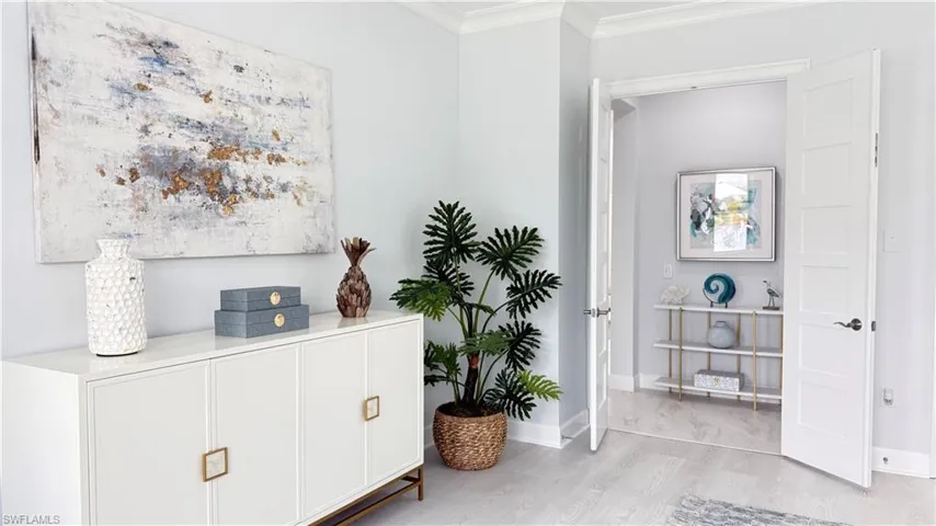 master has an entry foyer and double doors