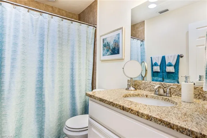 6834  Bogey  DR, Fort Myers, FL 33919