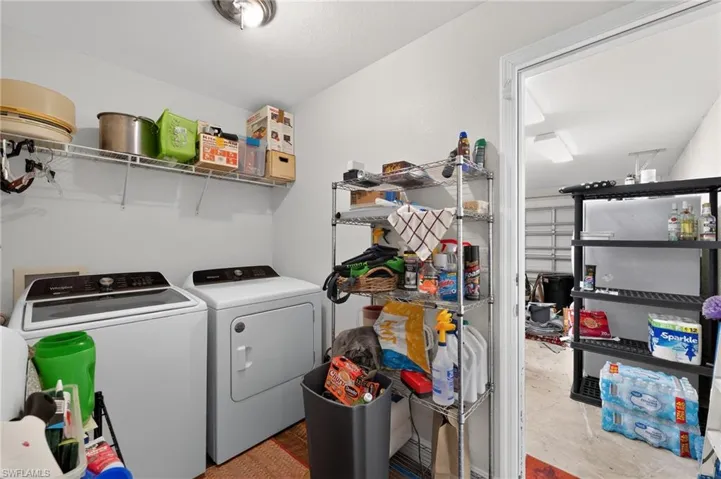 2206 24th Ter, Cape Coral, Florida 33909