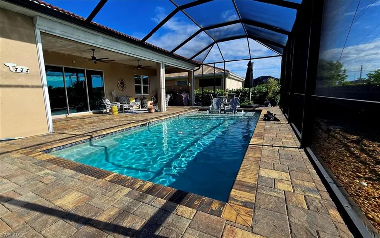 2875 Sunset Pointe Cir E, Cape Coral, Florida 33914