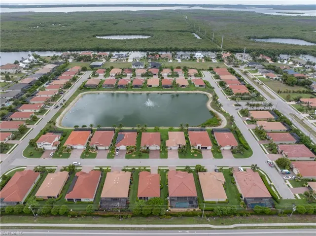 2875 Sunset Pointe Cir E, Cape Coral, Florida 33914