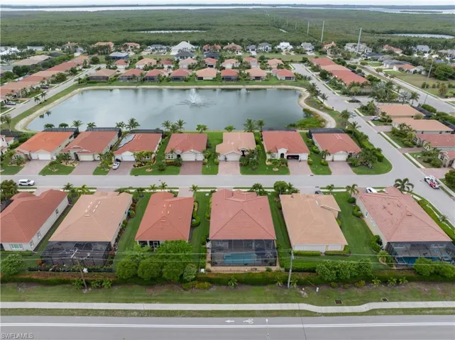 2875 Sunset Pointe Cir E, Cape Coral, Florida 33914