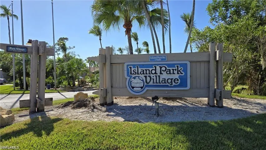 17656 Island Inlet Ct, Fort Myers, Florida 33908