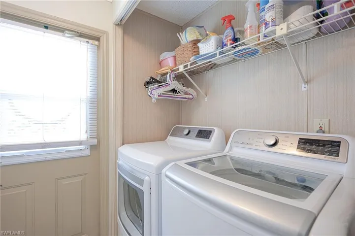 Washroom with washer and dryer