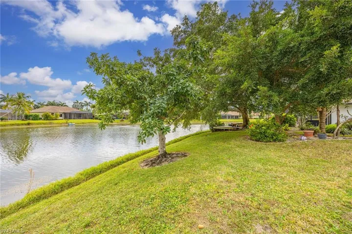 4896  Shearwater  LN, Naples, FL 34119