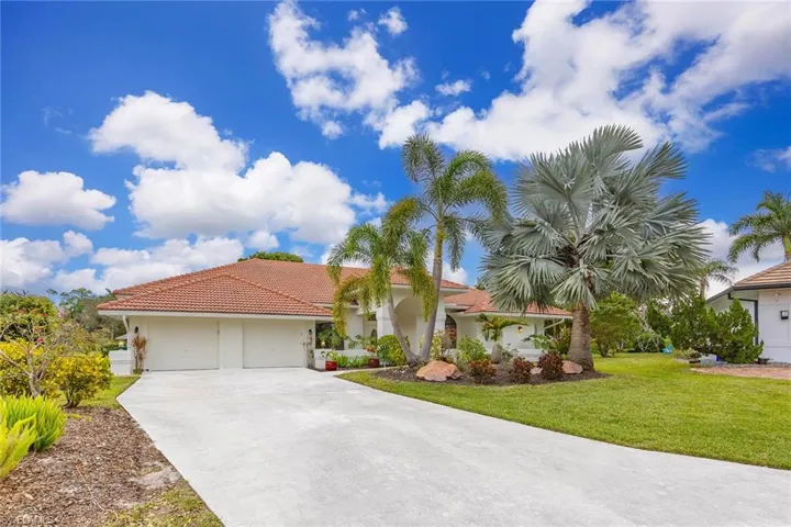4896  Shearwater  LN, Naples, FL 34119