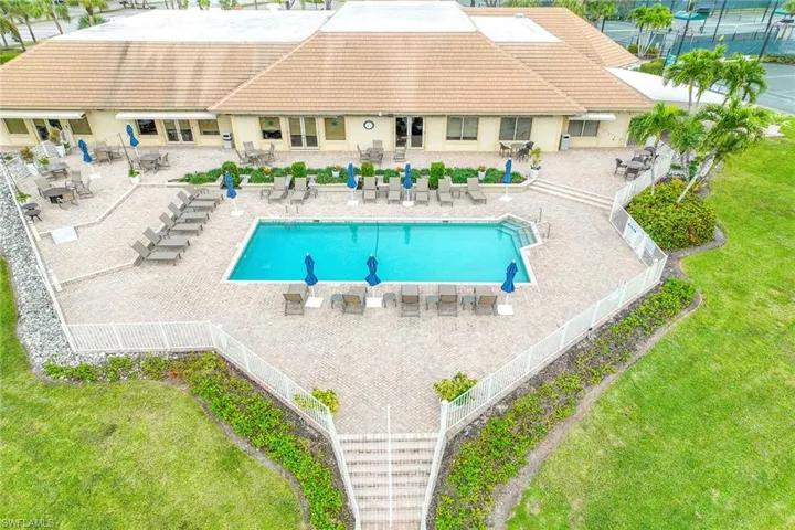 4896  Shearwater  LN, Naples, FL 34119