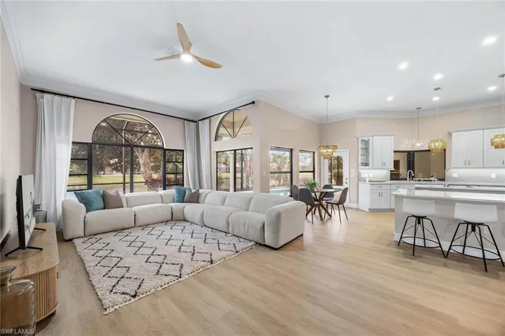 4896  Shearwater  LN, Naples, FL 34119