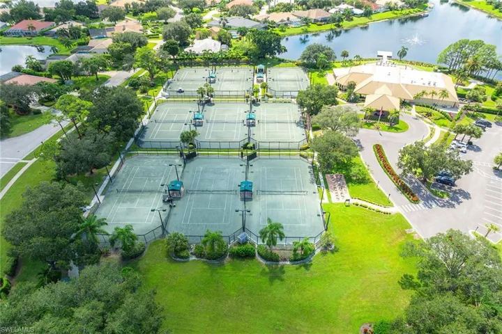 4896  Shearwater  LN, Naples, FL 34119
