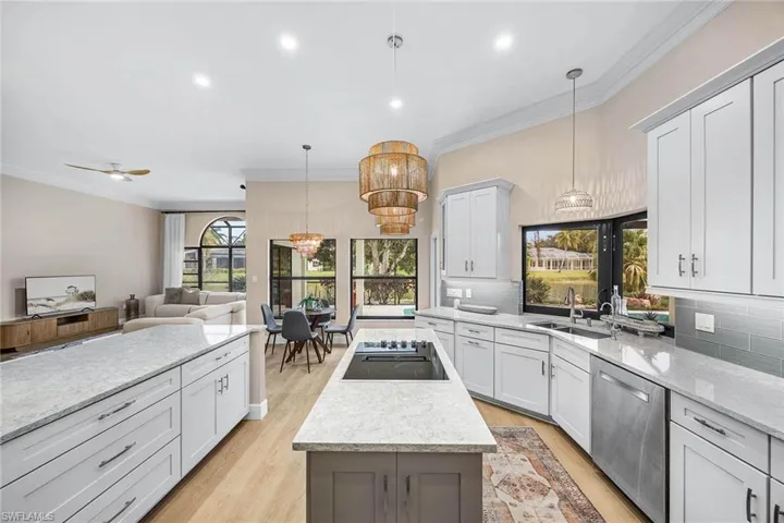 4896  Shearwater  LN, Naples, FL 34119