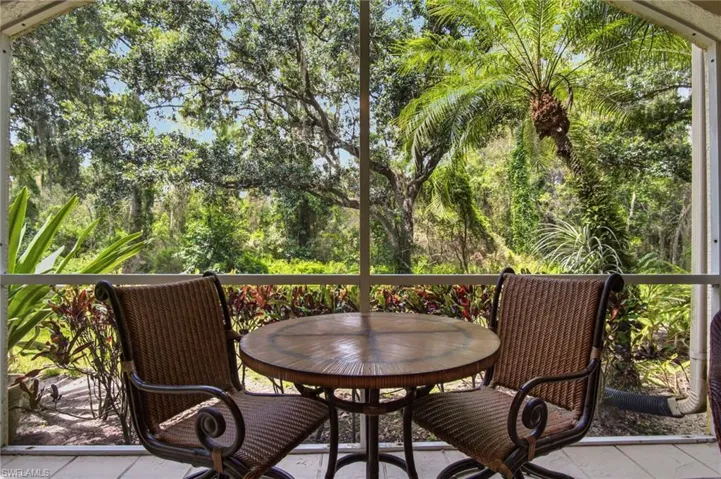 77 Silver Oaks Cir 8102, Naples, Florida 34119