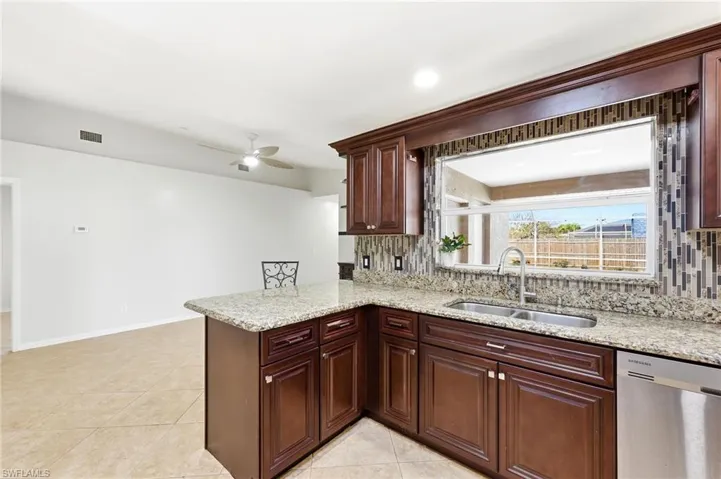4116 Sw 6th Pl, Cape Coral, Florida 33914
