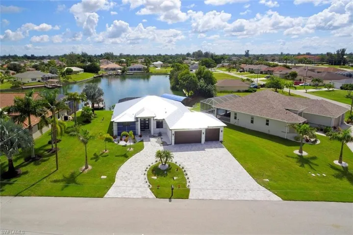 3113 Sw 18th Ave, Cape Coral, Florida 33914